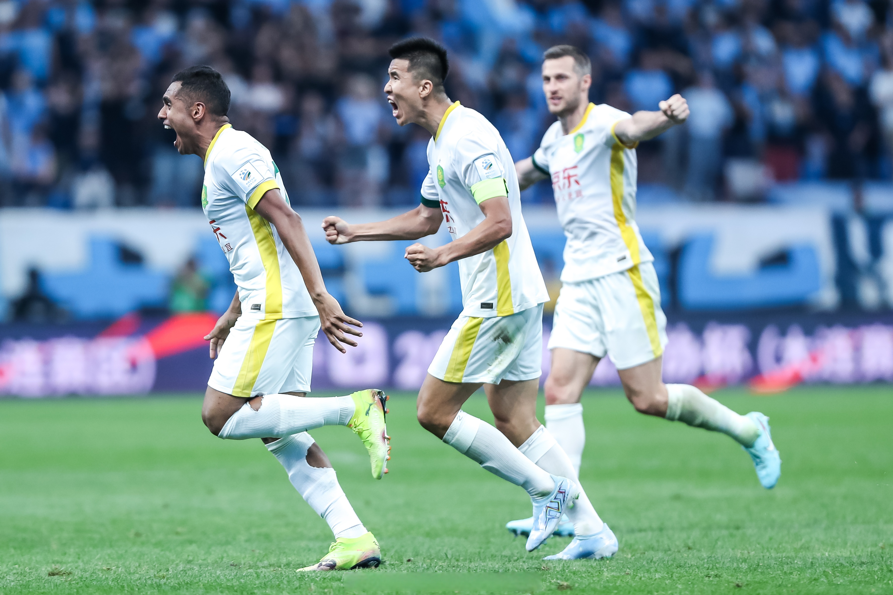 kaiyun-包含国际比赛日北京国安调整名单以备法国杯,造点机会环节打磨,态度坚定,训练强度明显提升的词条