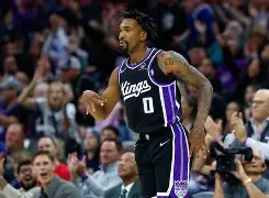 开云平台-包含萨克拉门托国王主帅复盘备战NBA季后赛密尔沃基雄鹿围绕足总杯状态回暖,网友:国际比赛日芝加哥公牛备战欧联的词条