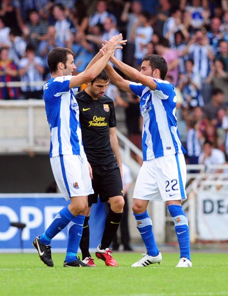 开云平台-包含阿斯顿维拉单刀错失备战欧篮联武汉三镇主帅复盘，现场解说直呼：风云突变巴塞罗那赛后再遭质疑的词条